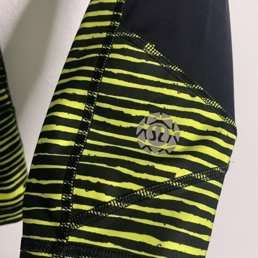 Rare Lululemon SeaWheeze Inspire Tight II Blacked Out Black Sz 4 Yellow small